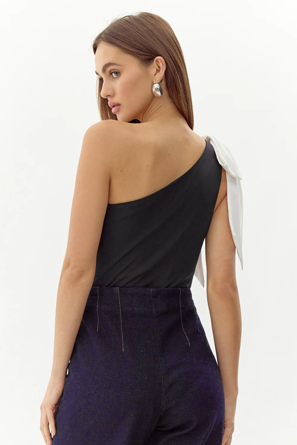 Amanda One Shoulder Bow Knit Bodysuit - Image 3