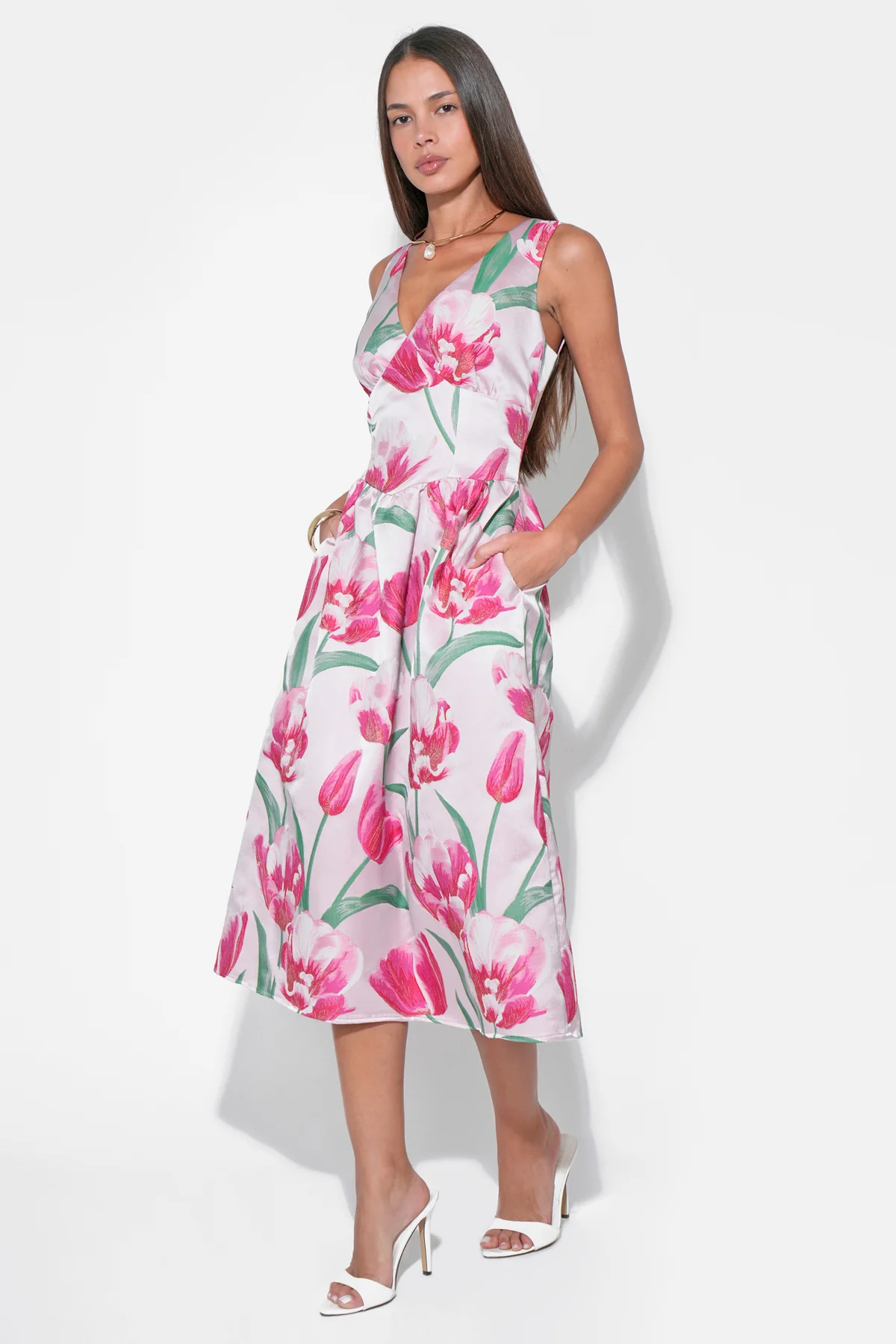 Amira Sweetheart Flower Jacquard Midi Dress - Image 3