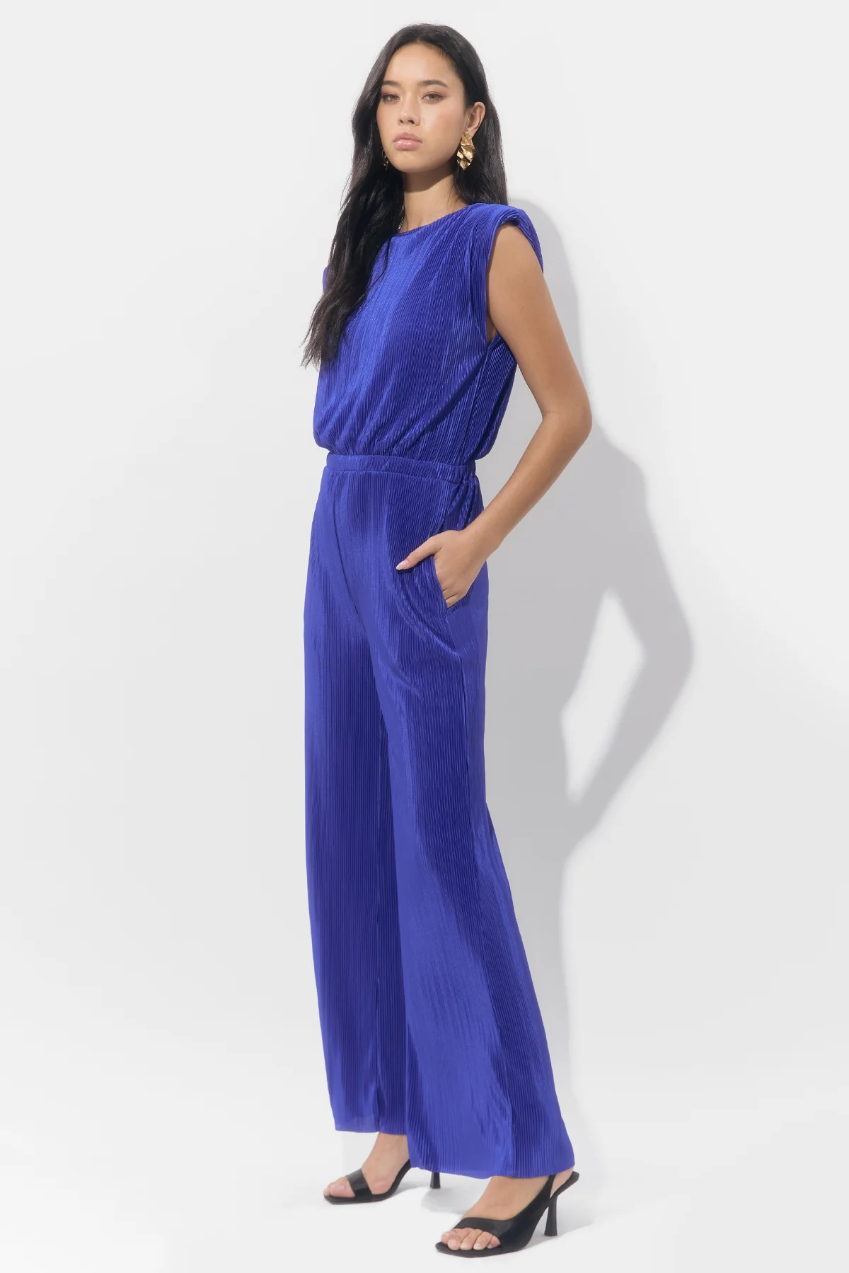 Annalise Padded Shoulder Plisse Jumpsuit - Image 3