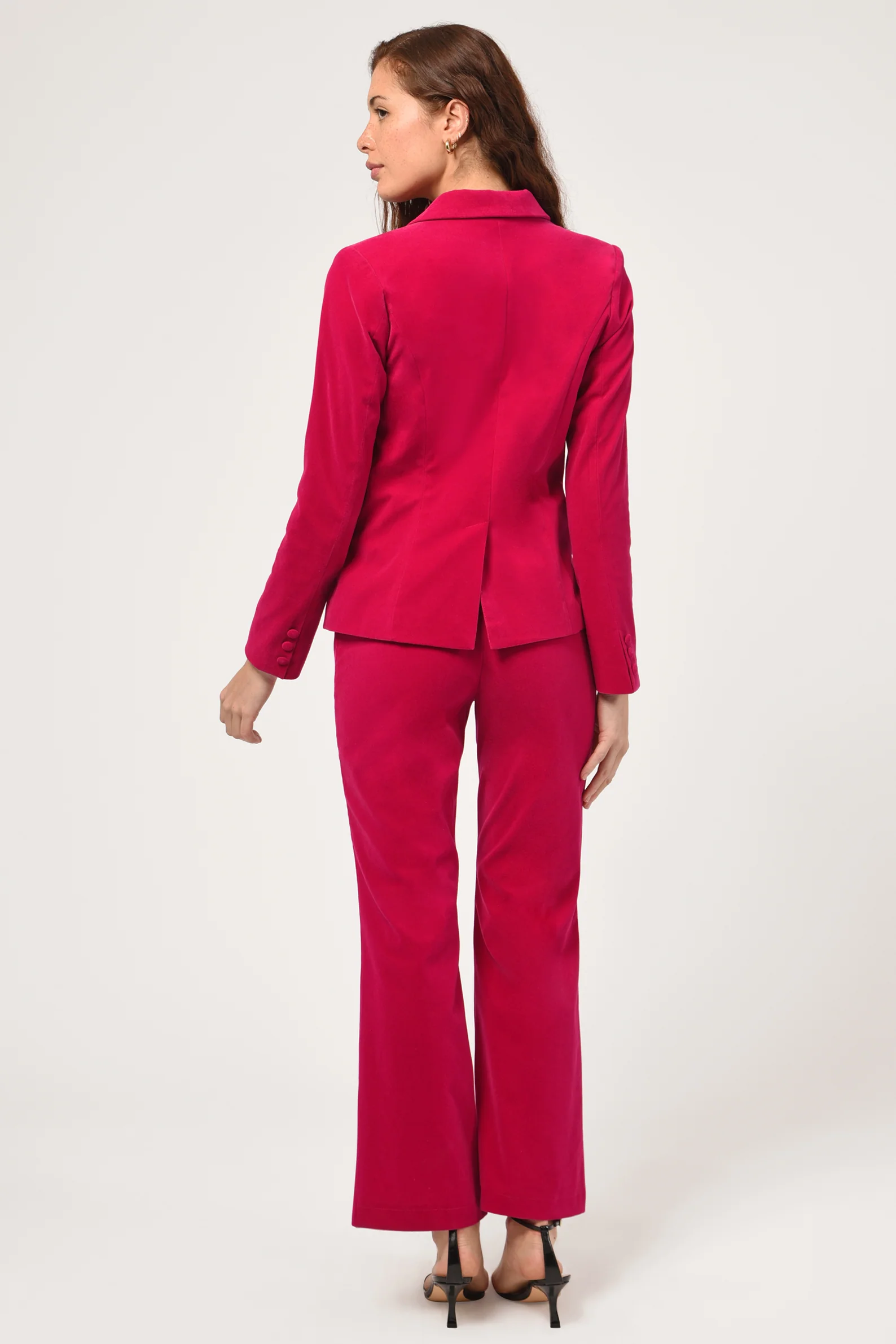 Bella Velvet Blazer - Image 5
