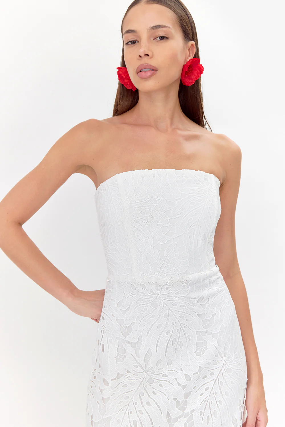 Jessika 3D Lace Scalloped Midi Dress - Image 5