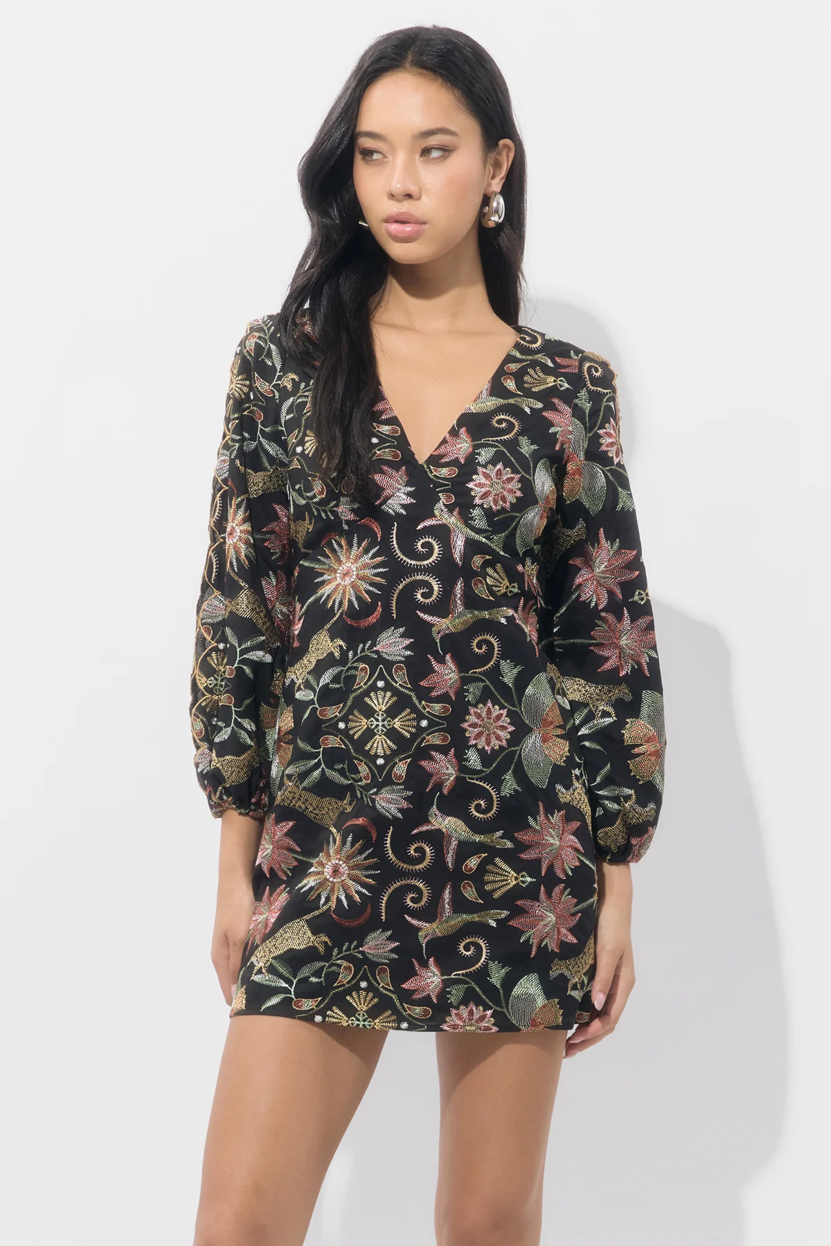 Juno Scallop Sleeve Embroidery Mini Dress - Image 5