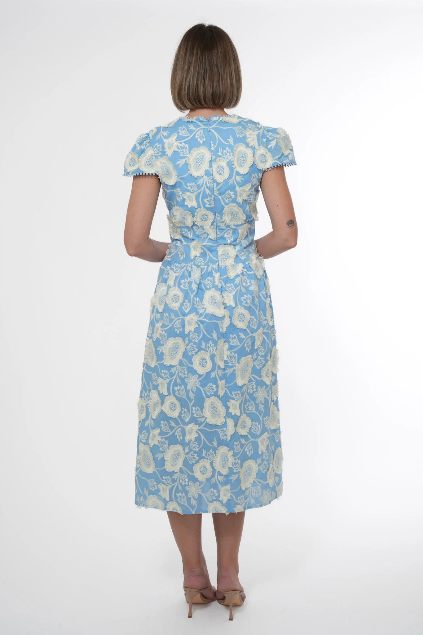 Nori 3D Embroidered Midi Dress - Image 3