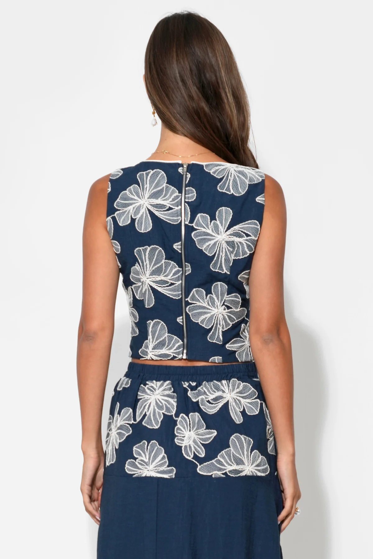 Rosalie Sleeveless Embroidery Top - Image 2