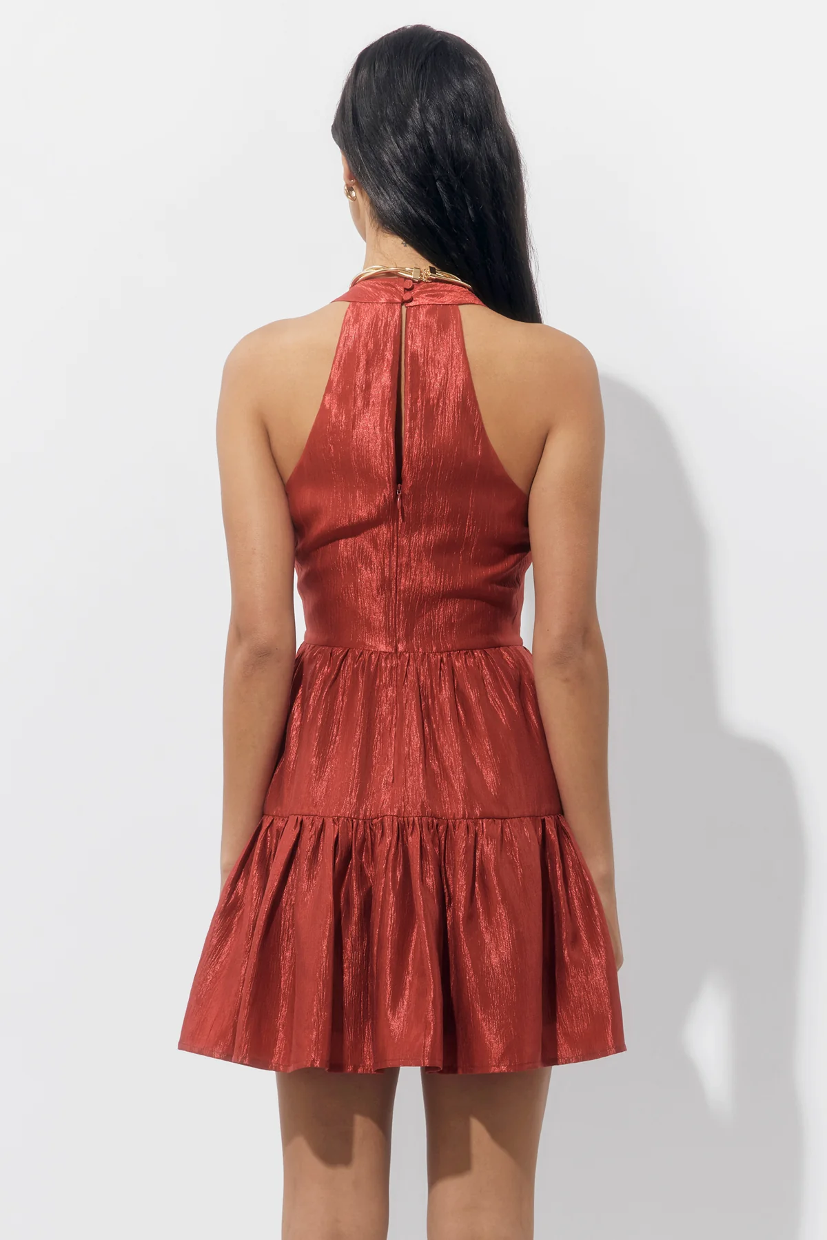 Toyna Tiered Mini Halter Dress - Image 4